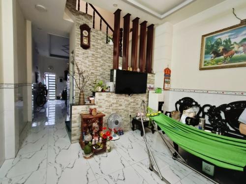 Nhà Quận Tân Phú, hẻm xe hơi thông thoáng, 4 tầng vào ở ngay - Sở hữu ngay!